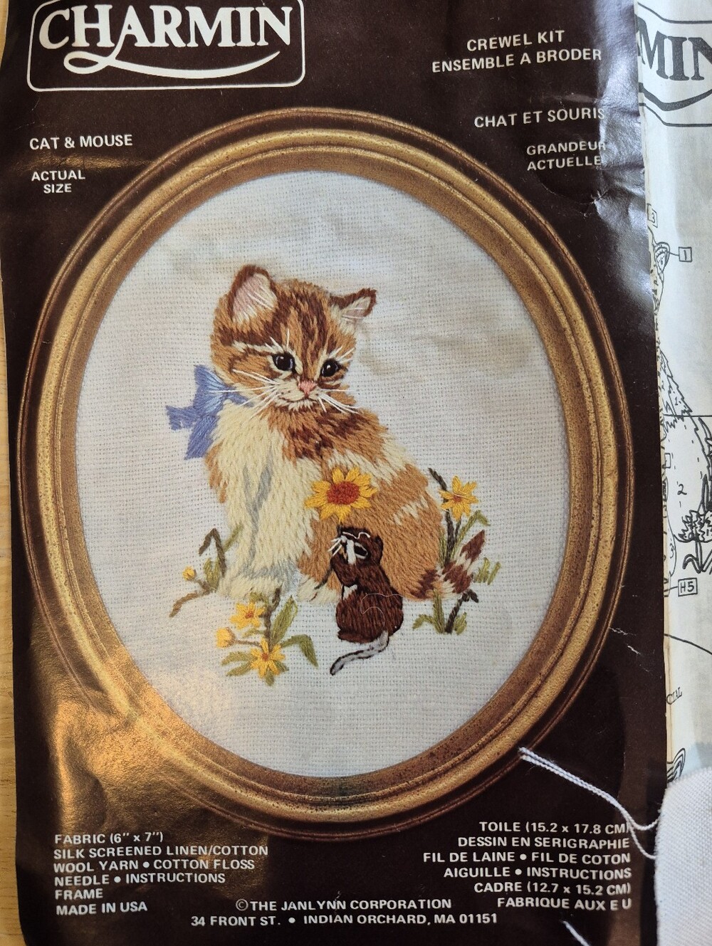 Charmin Cat And Mouse Vintage Crewel Kit